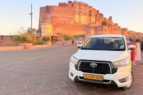 Professional Cab Service in Jodhpur for city and outstation travel,