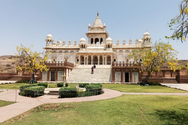Jaswant Thada marble cenotaph in Jodhpur’s Most Thrilling Sightseeing Tours itinerary