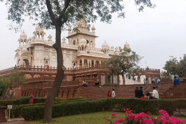 The serene marble cenotaph of Jaswant Thada in Jodhpur, reflecting in the nearby lake.