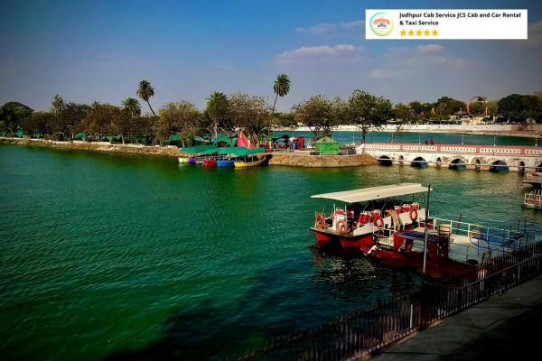 Jodhpur to Ahmedabad cab tour at Kankaria Lake