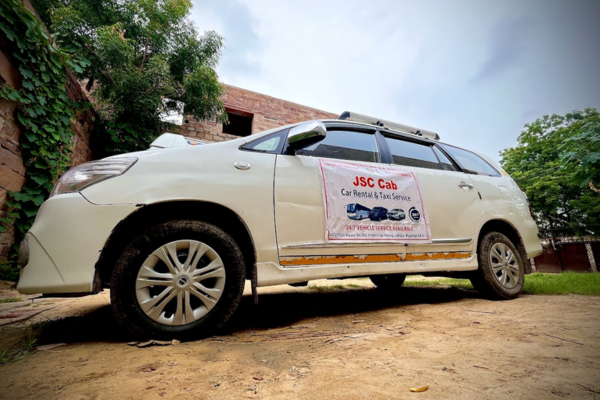 Desert Safari in Jodhpur – Toyota Innova for group travel