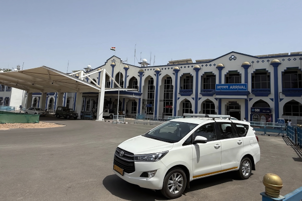 Car Hire With Driver Jodhpur – flexible and comfortable rides