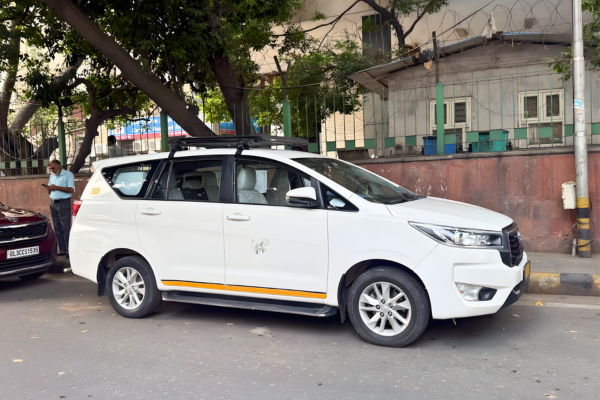 Toyota Innova Crysta luxury taxi in Jodhpur for premium group travel