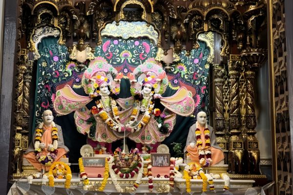 Jodhpur to Vrindavan Taxi tour covering ISKCON Temple Vrindavan spiritual destination