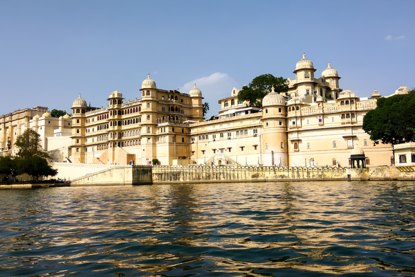 Udaipur City Palace overlooking Lake Pichola