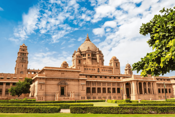 Umaid Bhawan history, Visiting Umaid bhawan, Best Taxi Service in Jodhpur,